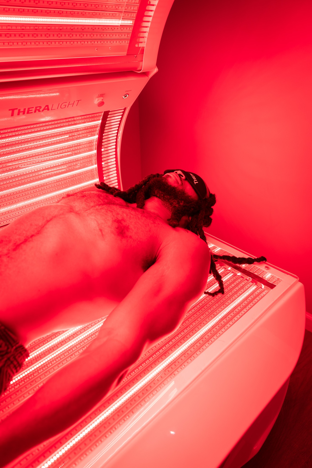 Red light therapy at iCRYO Helotes